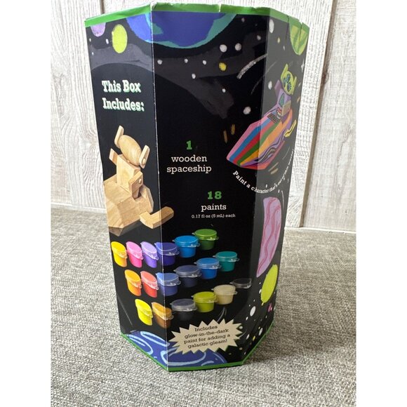 Paint & Play Alien Explorer Wooden Spaceship Craft Kit With Paints & Brushes - Picture 3 of 6